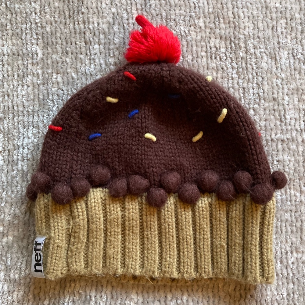 Neff Cupcake Hat Beanie With Sprinkles and Cherry Kids Womens One‎ Size